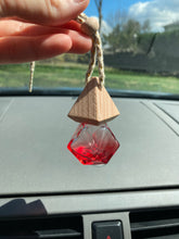 Load image into Gallery viewer, Car Crystal (Air Freshener) - FATE Beauty