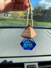 Load image into Gallery viewer, Car Crystal (Air Freshener) - FATE Beauty
